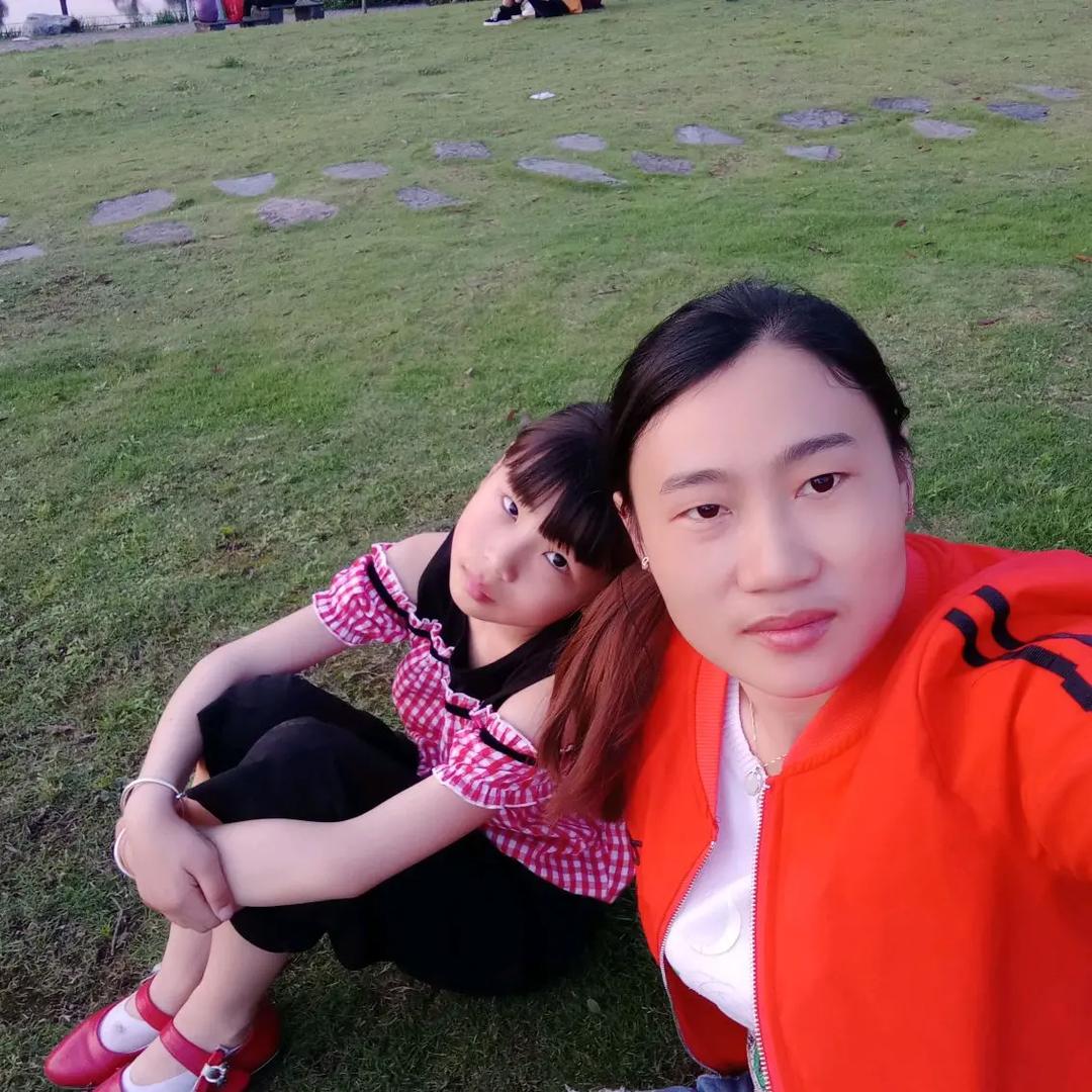 易九家电家具批发舒中敏