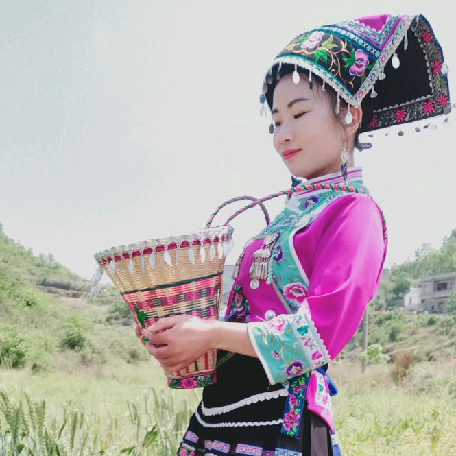 黔西南布依妹