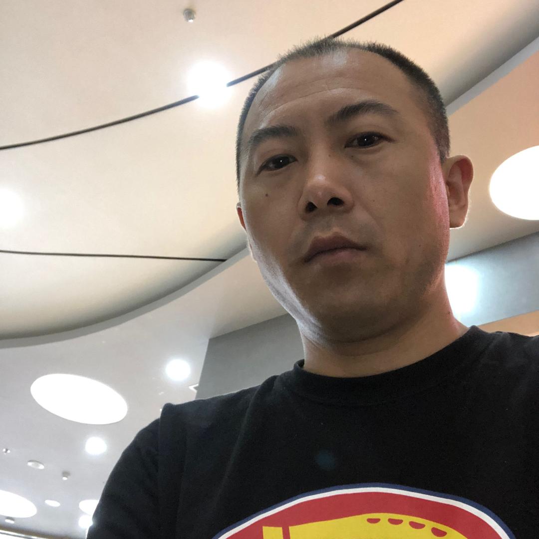 东