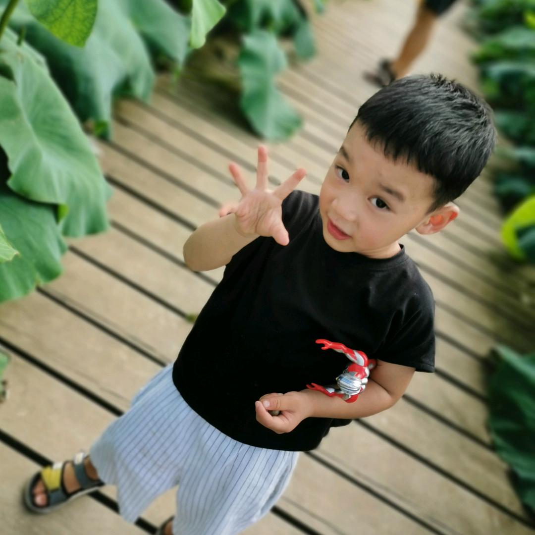 ﹏ゝ哥丶我老公