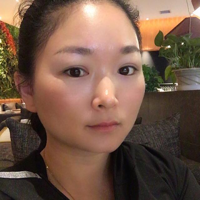 严小姐