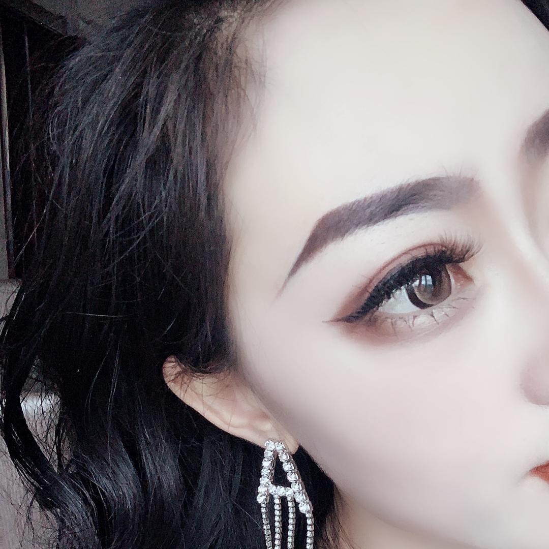 💋故作洒脱💋