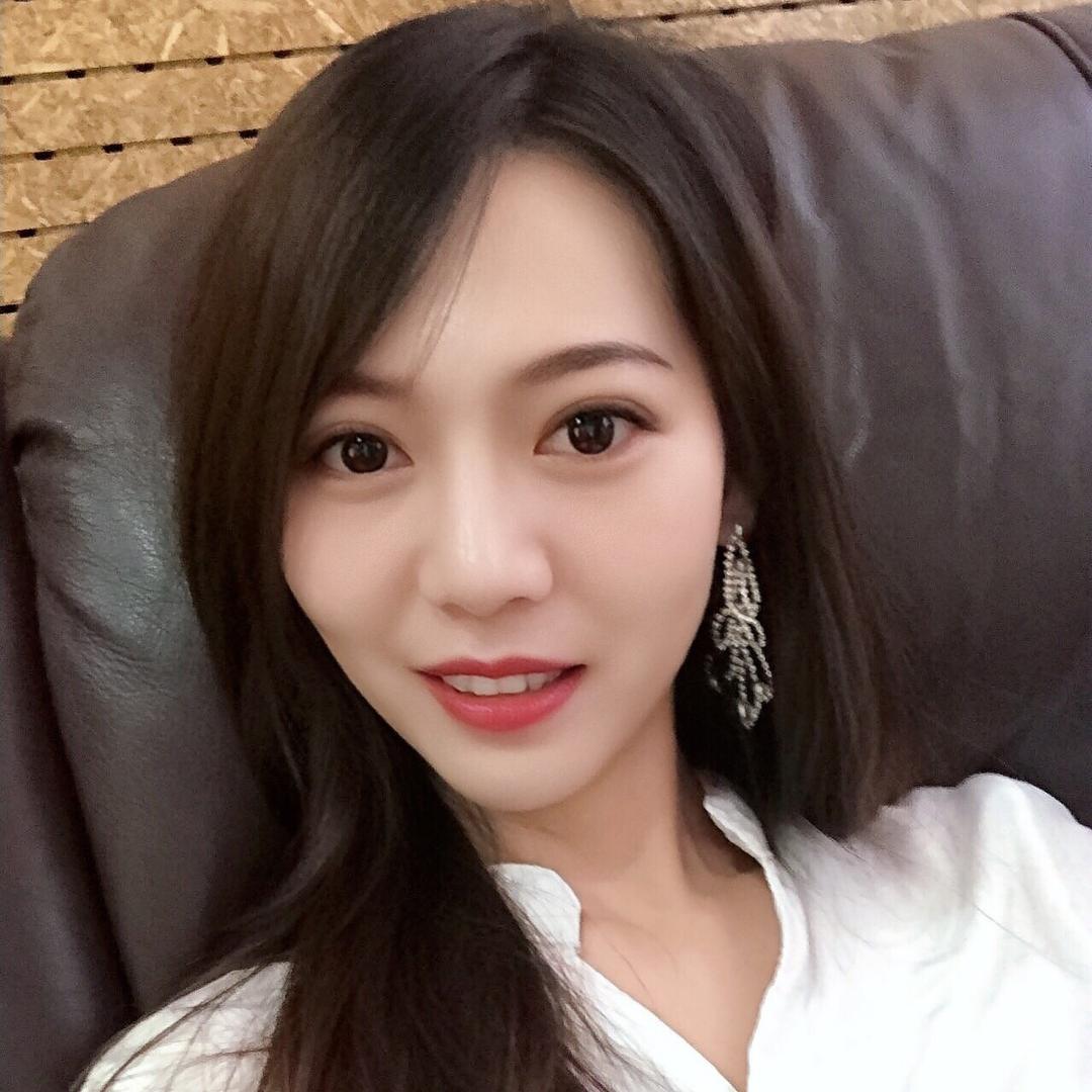 🐷小阿姨🐷