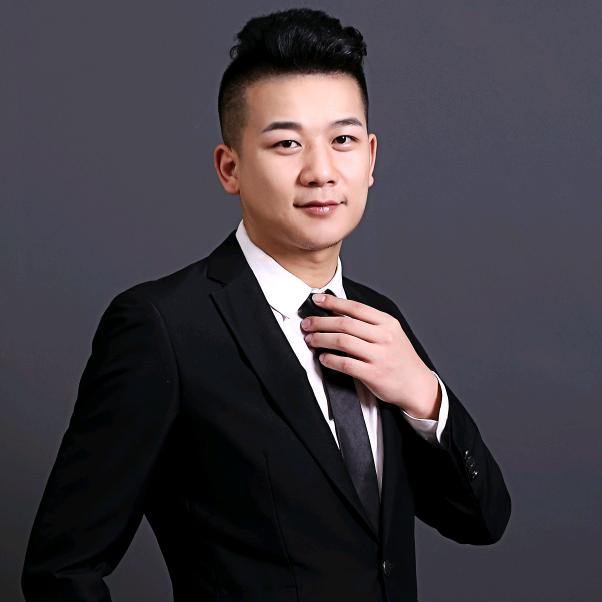 廖勇～YiNuo.婚礼策划