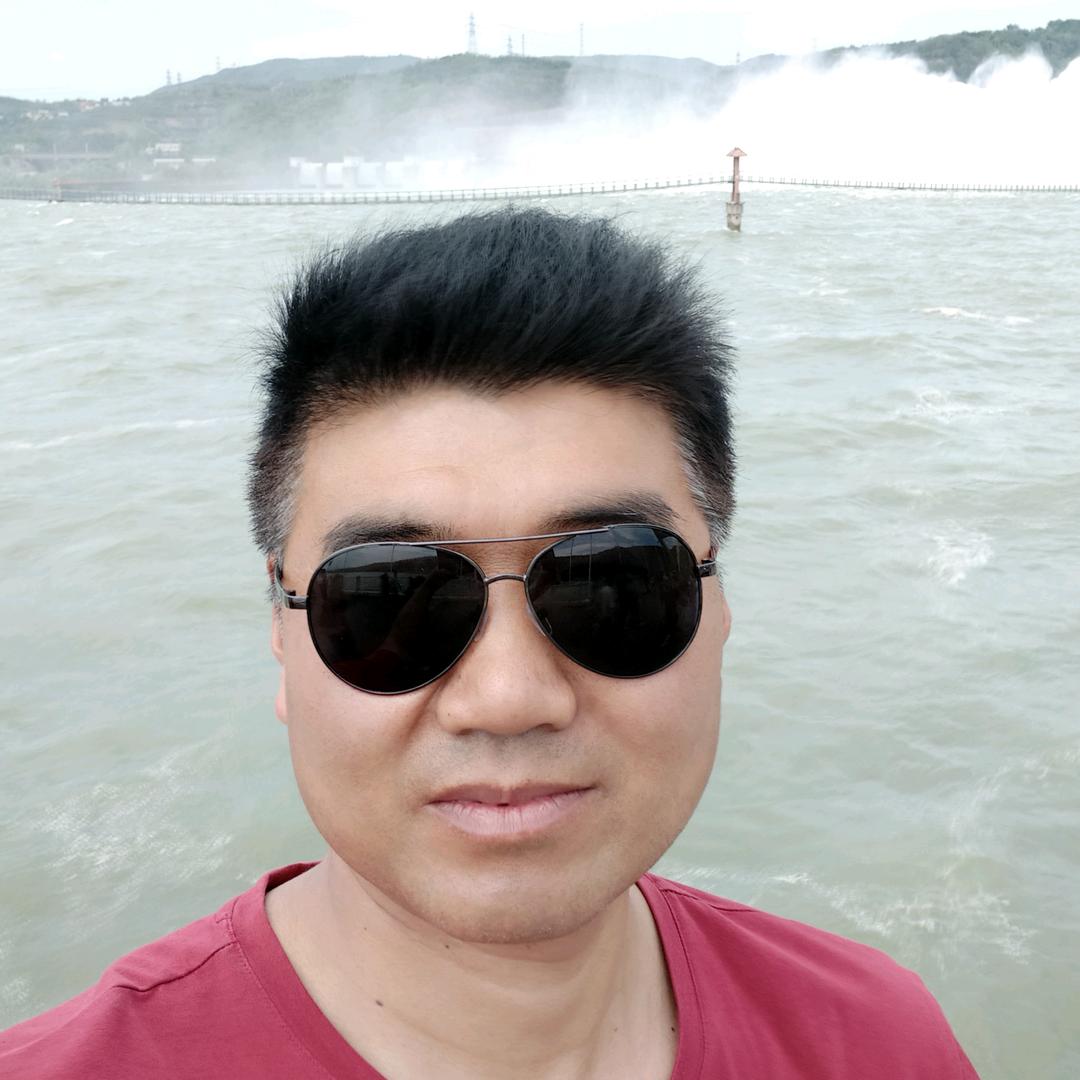 开心杨哥