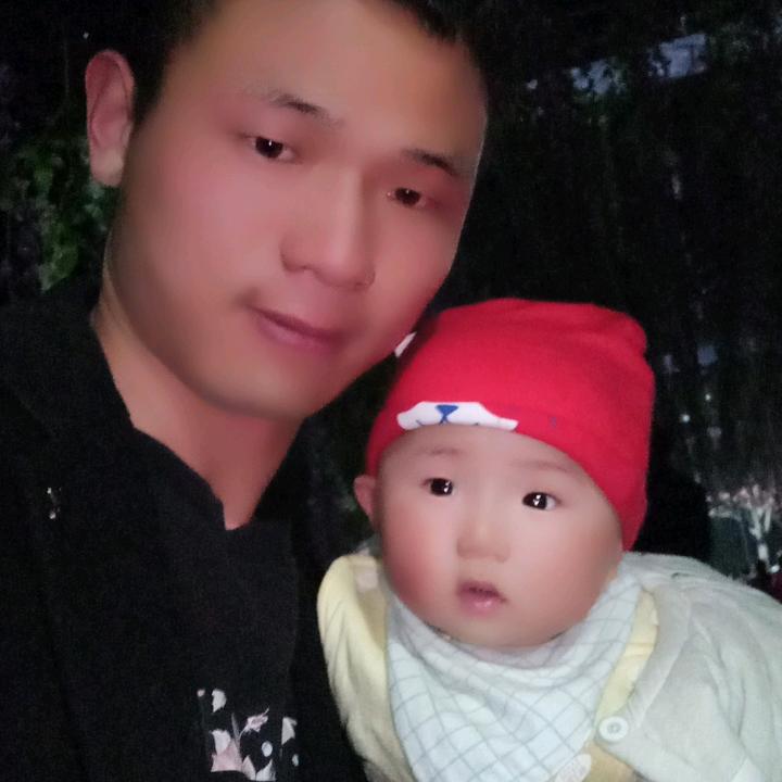 龙行天下，