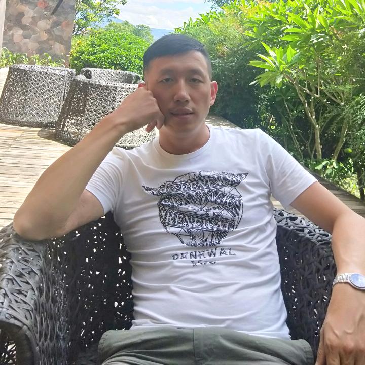 澜沧统艺仿石漆周工