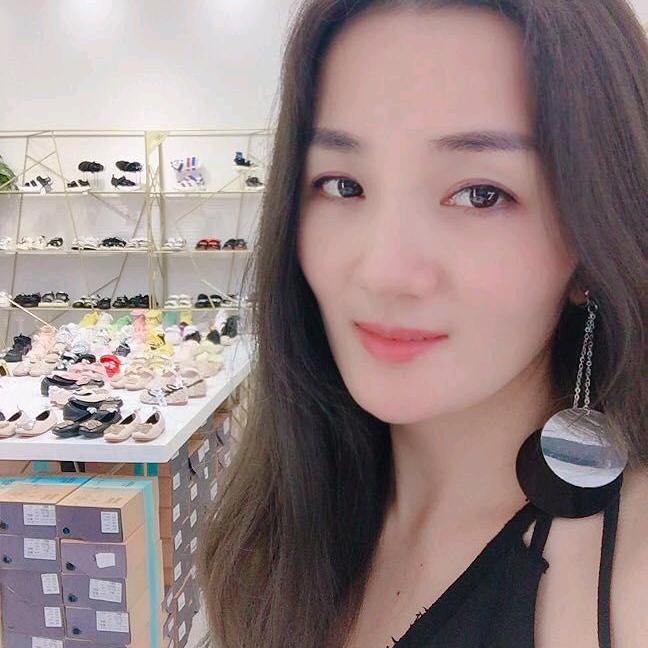 杭州9意法倩倩童鞋批发