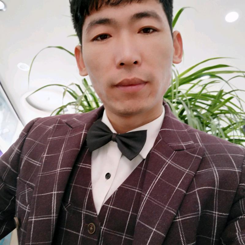 隔壁、小于