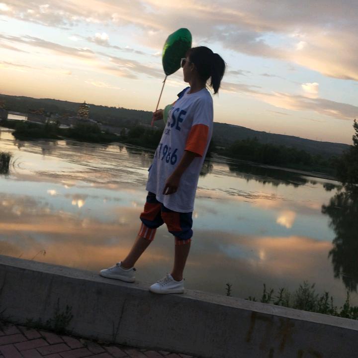 牵挂你的人是我♥兵妈妈