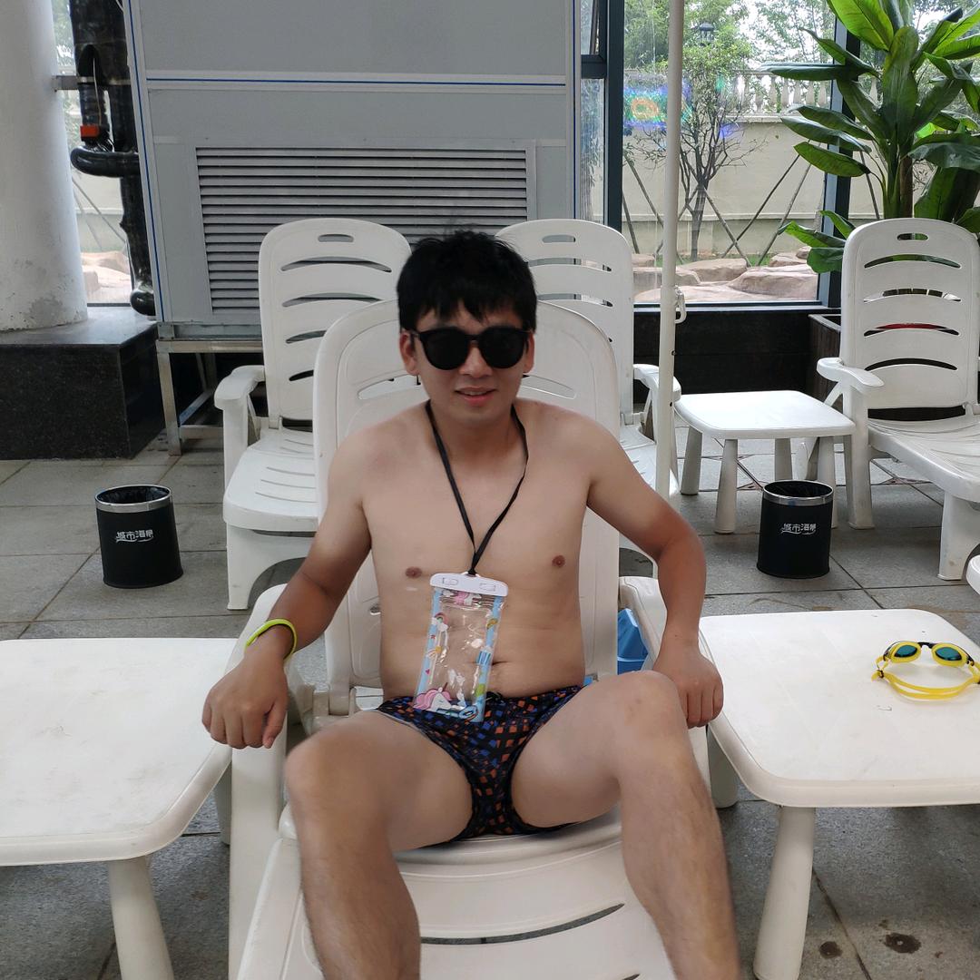 别为哥哭泣