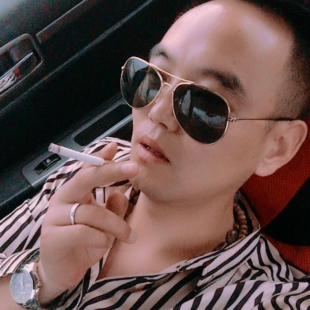 云