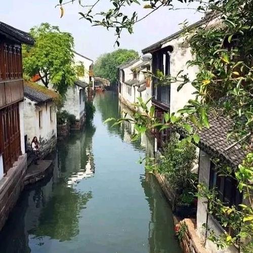 雨中漫步。。。。