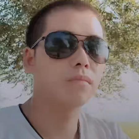 ╰★佪眸┅笑★╮