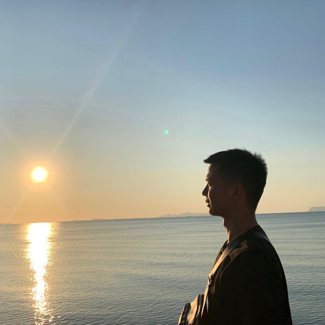 小黑桃的爸爸