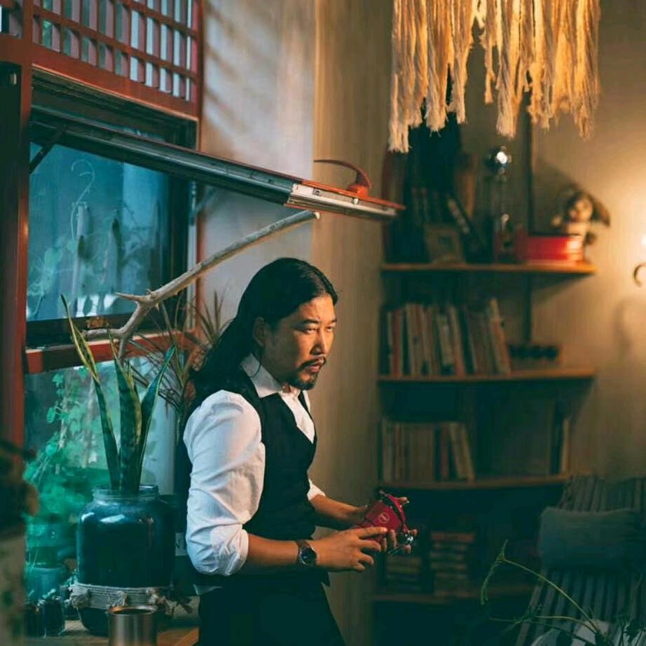 大胡子有点彪
