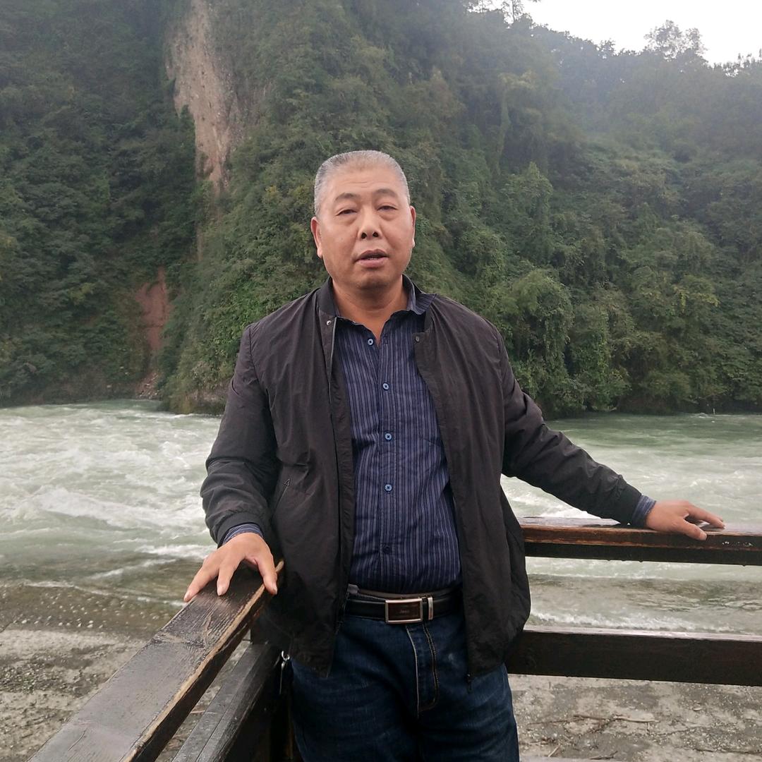 老鲁