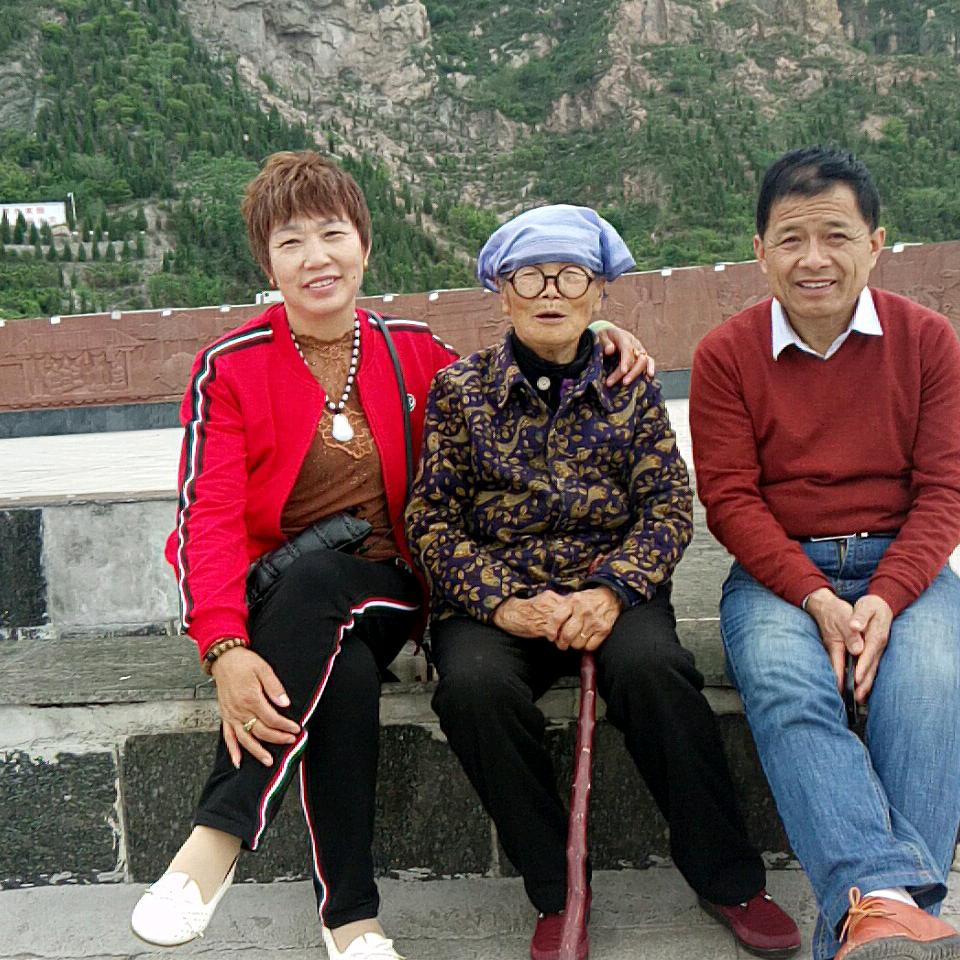 知足常乐  纯属娱乐  拒私聊 🙏