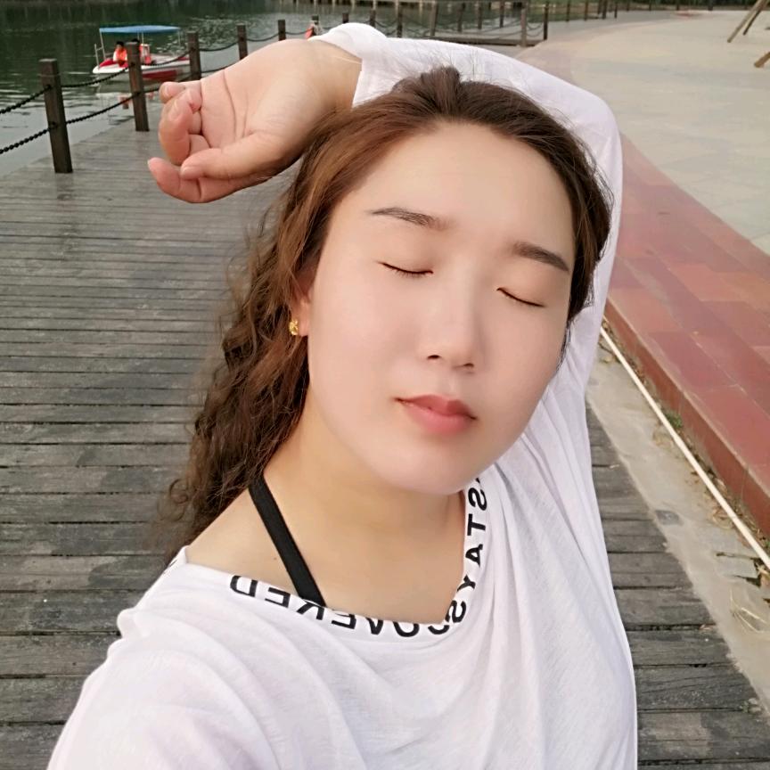 闫小姐