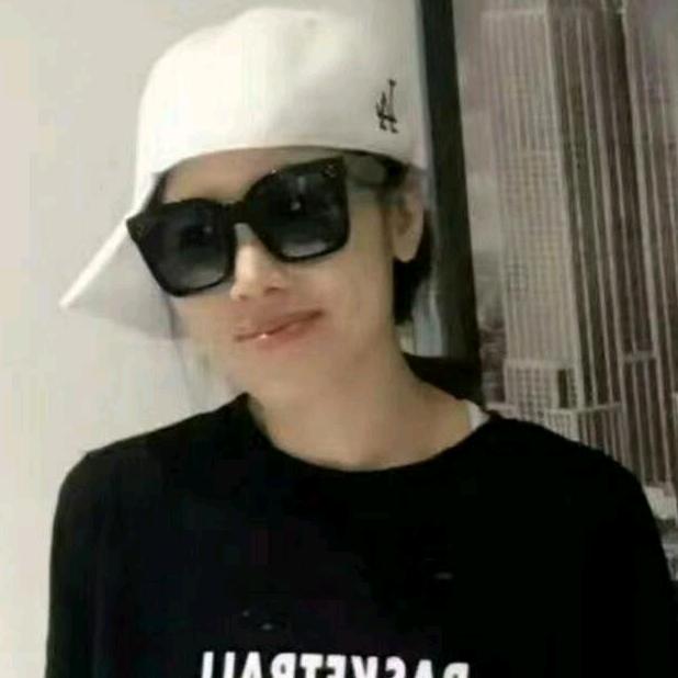 新泰市青云街道米可服装店