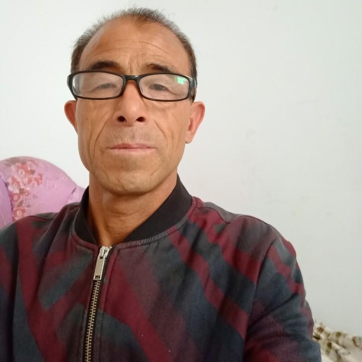 记录农村生活老顽童