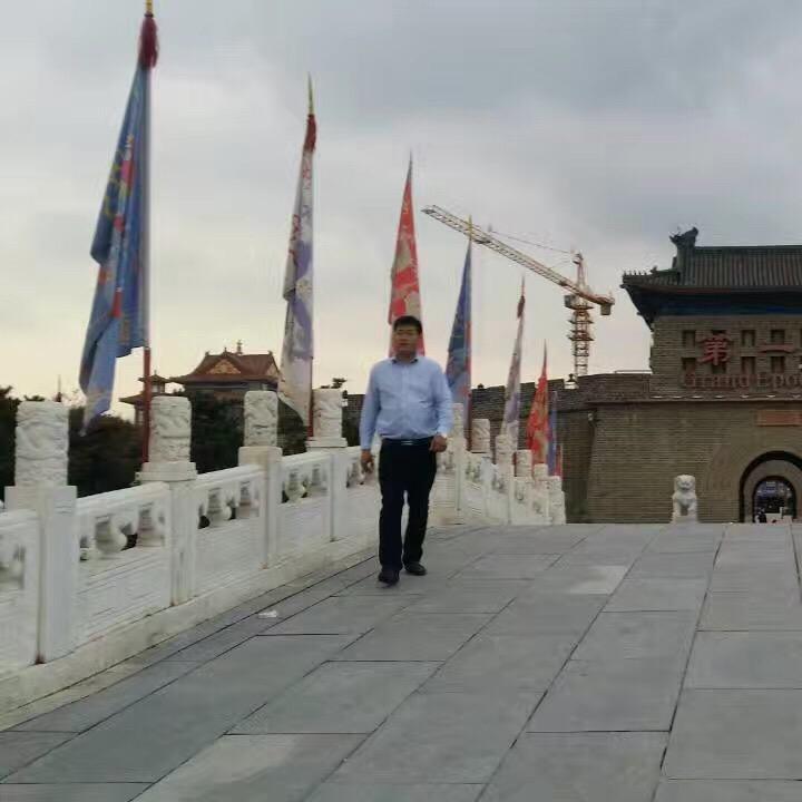 滕飞