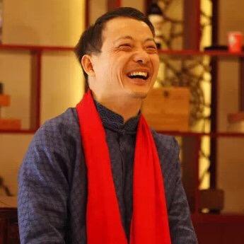 崔万志