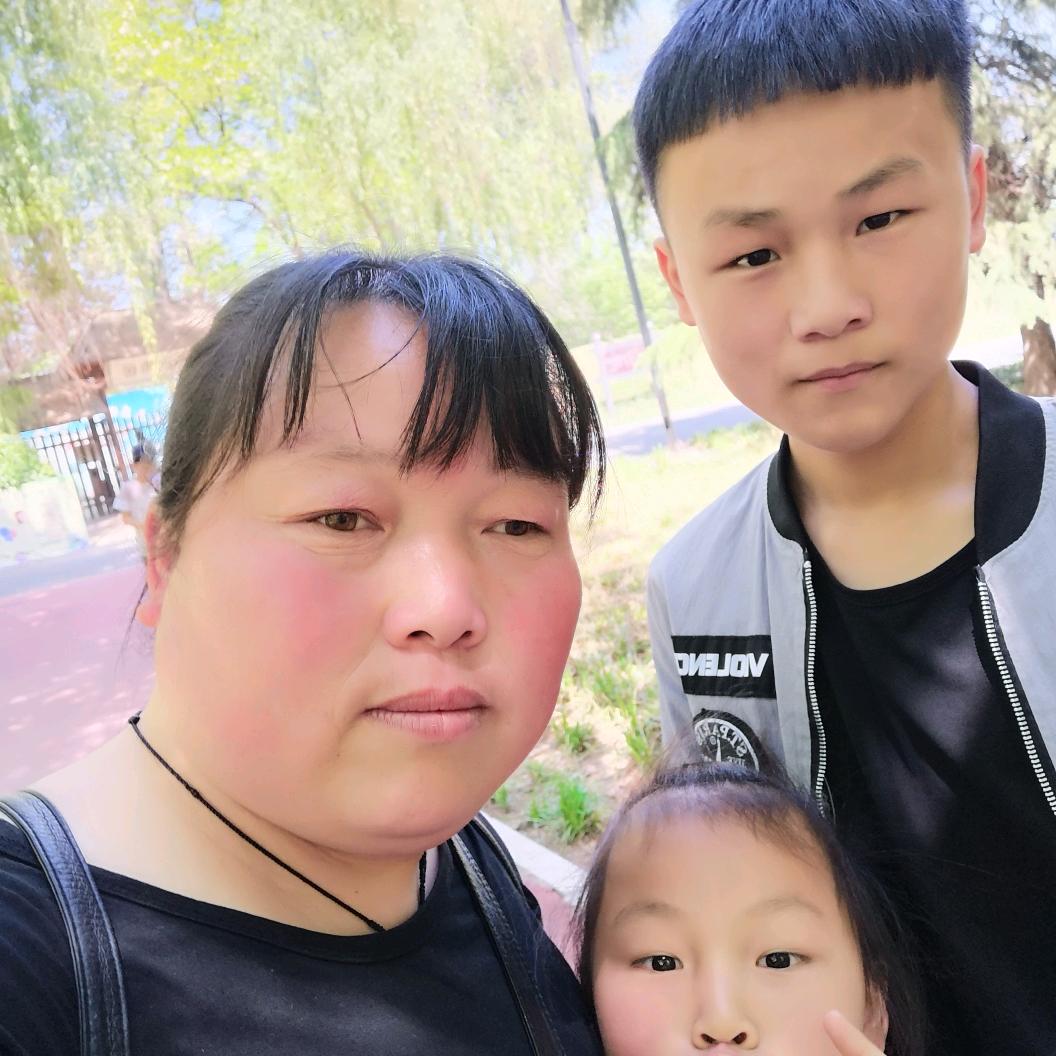 开心幸福一家人
