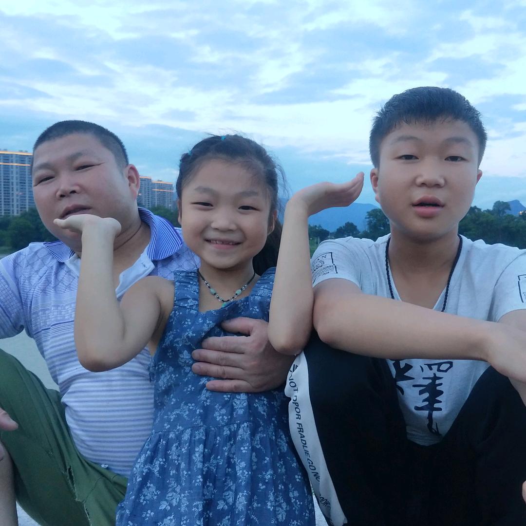 万长江专业装修