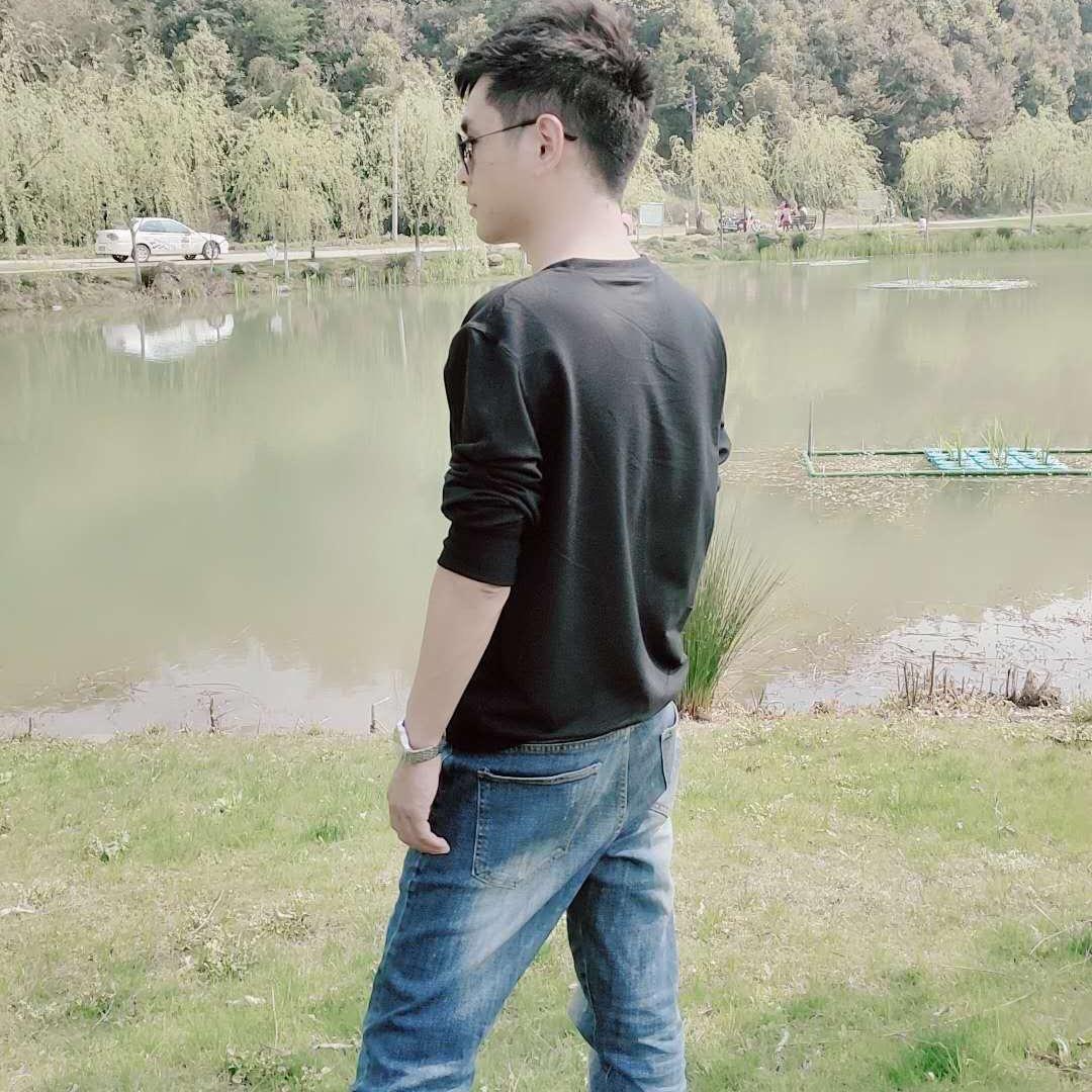 龙先生༄༅　　　　　　　　 　🪳