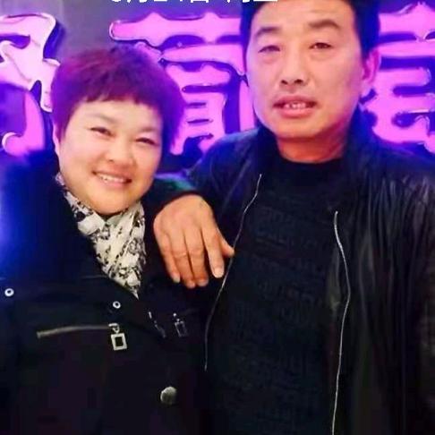 快快乐乐一家人