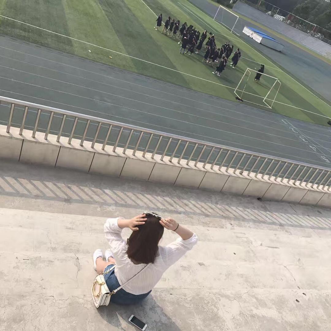 宇宙无敌小楠妹