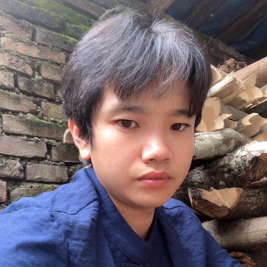 邹龙少