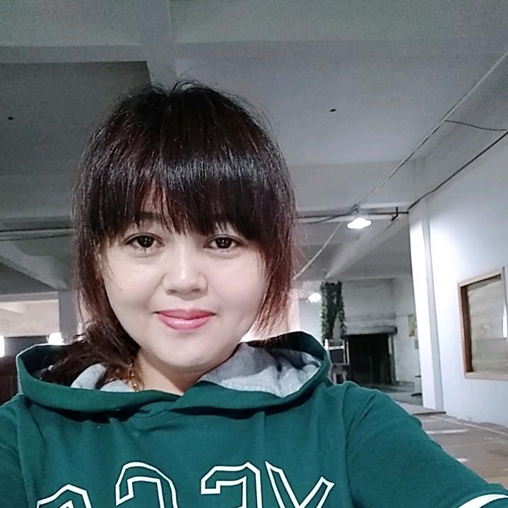 李