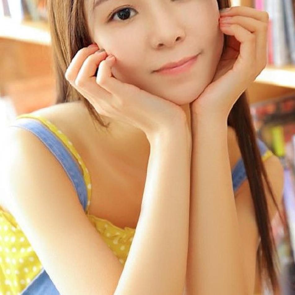 爱如星🔥火👗️💄️💋️👄️👄