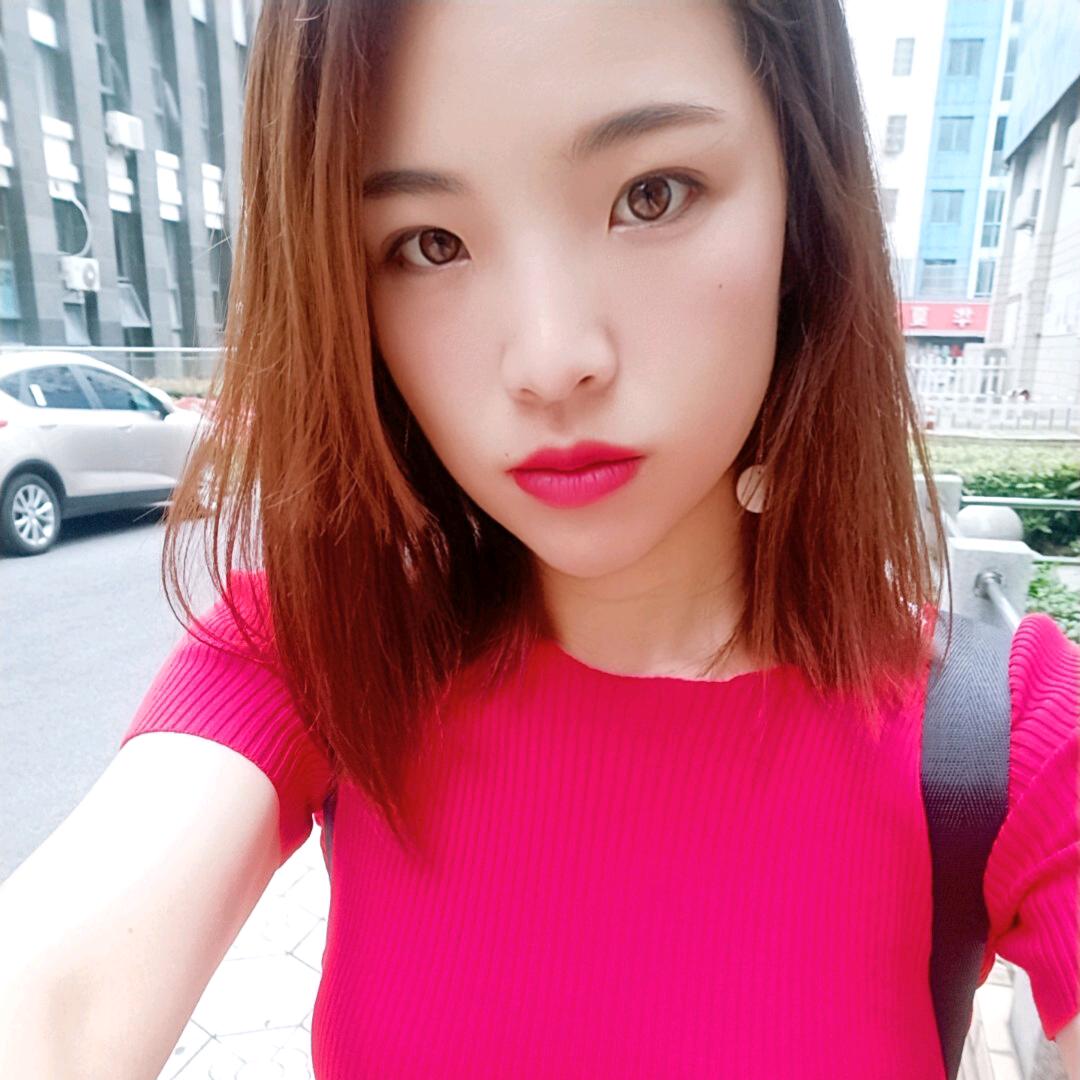 卖地坪漆的大漂亮