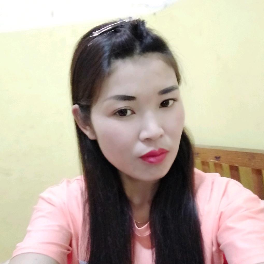 山咔咔的女人