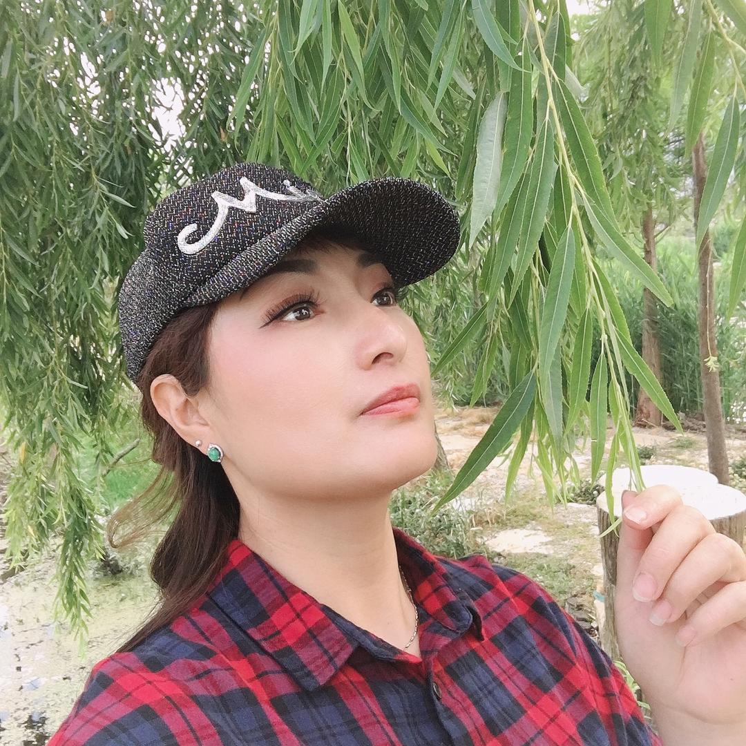 轻拂心田