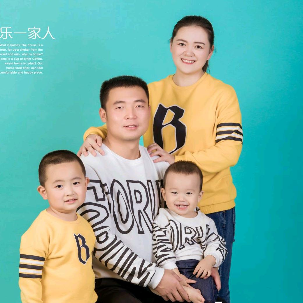 两个宝贝的妈咪