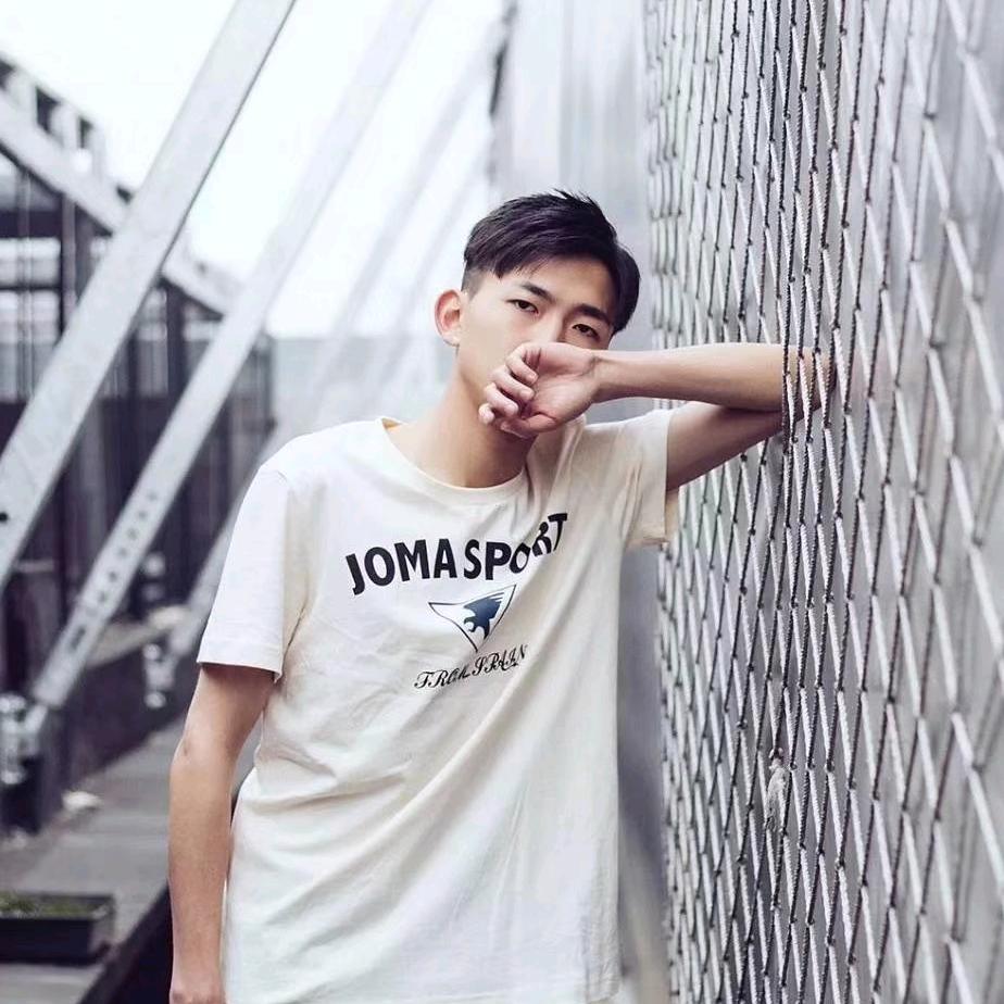 晨洋
