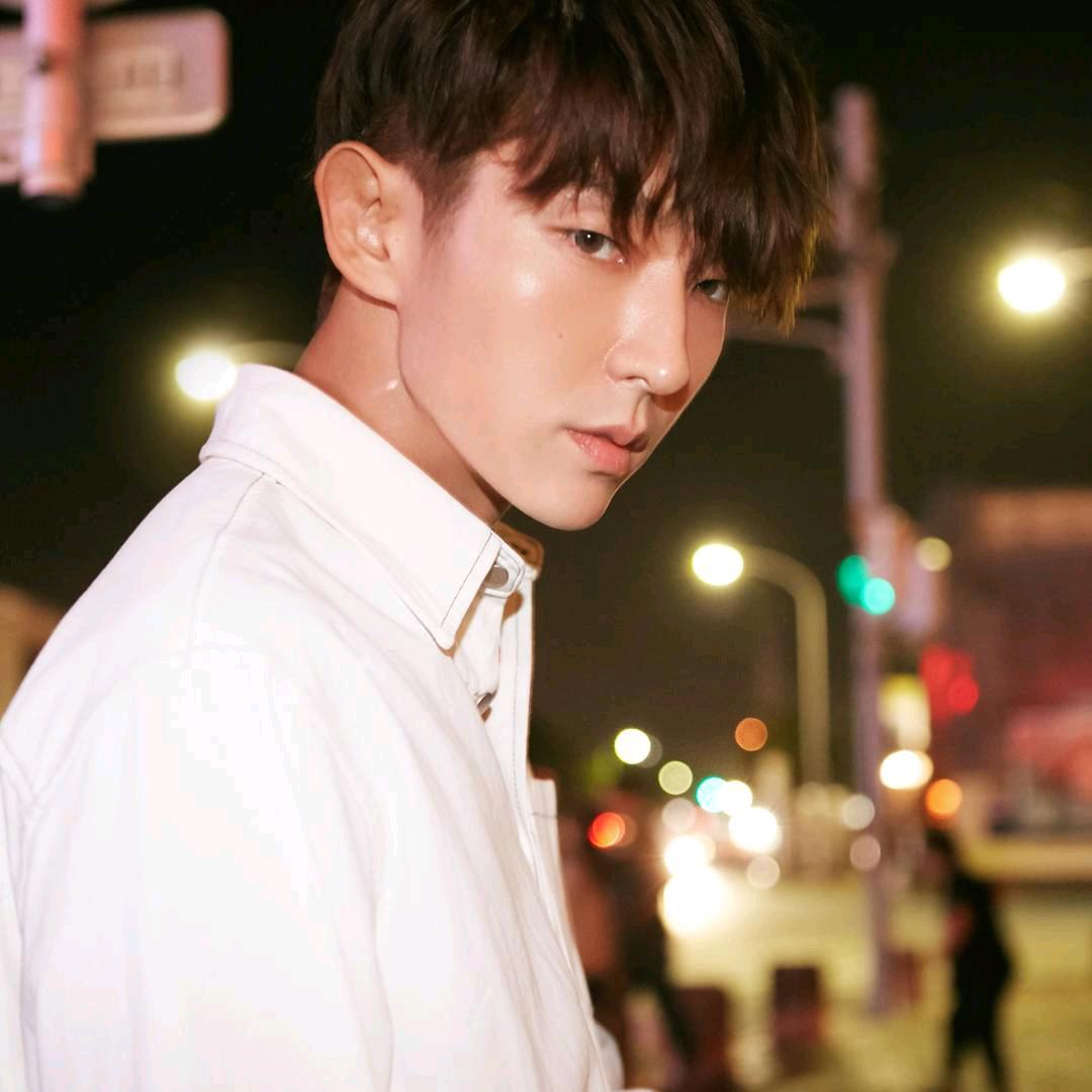 Lee🎈（禁止🚫连赞）