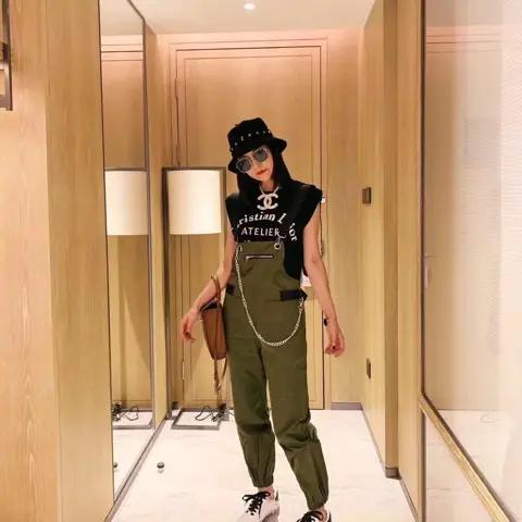 阿茹精品服饰店