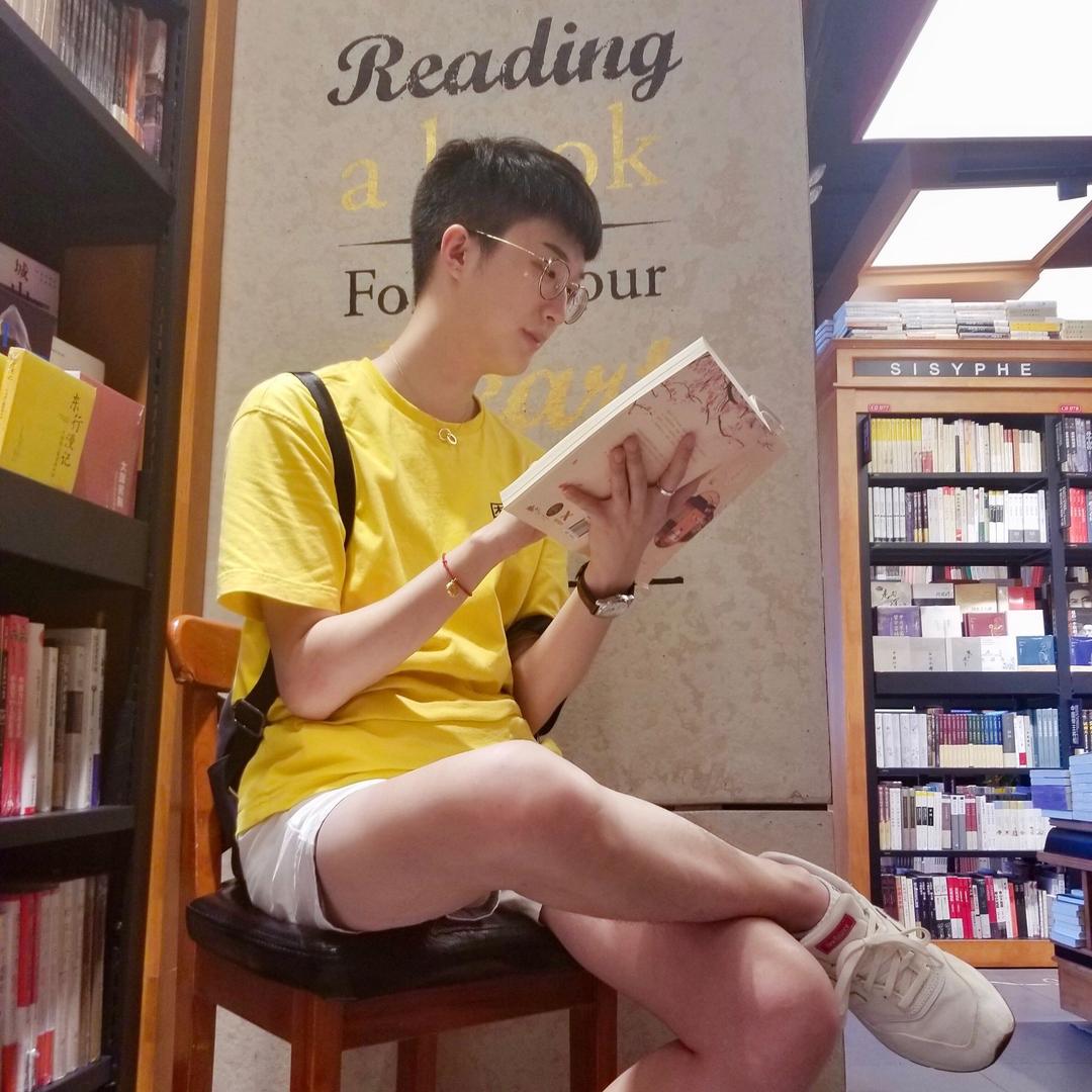 17岁的美男子