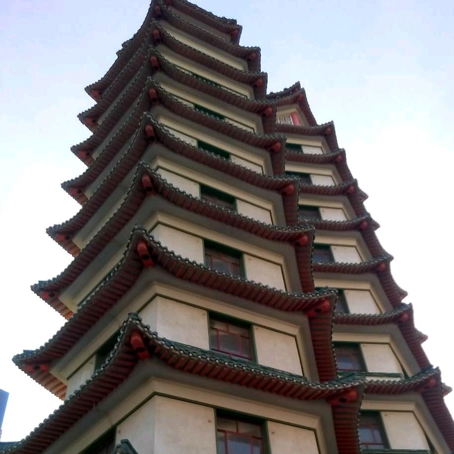 看热闹不嫌事大