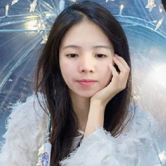 ꧁༺༽༾ཊ  红 ཏ༿༼༻꧂