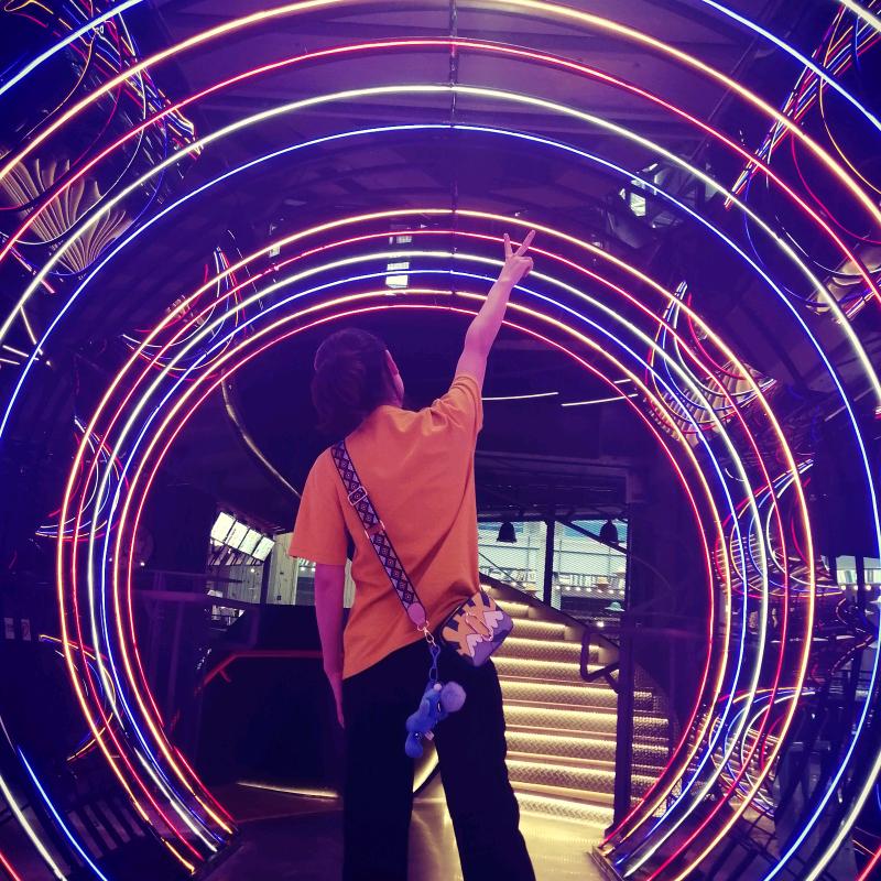 嗯哼 