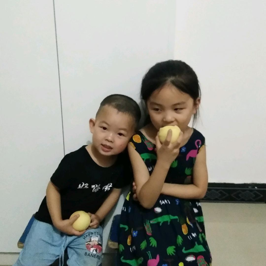 李玲