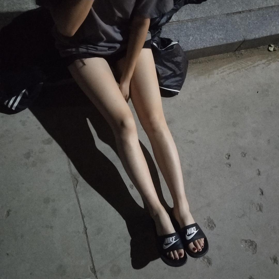 C哦