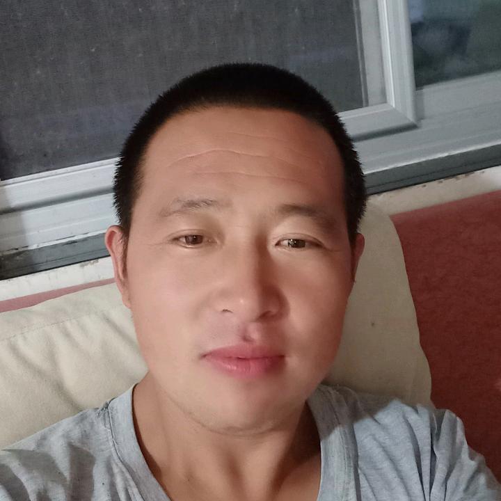 燕青养殖场