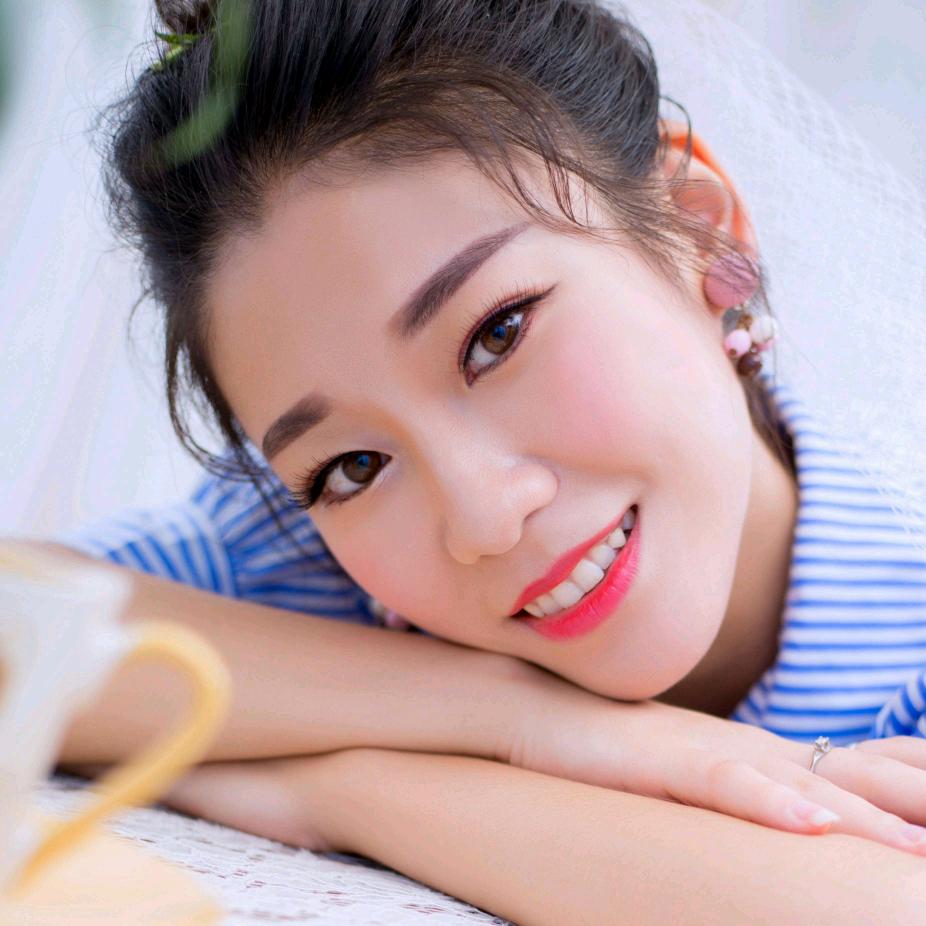 阿莲